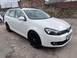 White Used 2012 VW Golf VII SE Estate | £3,295 (Fair price)