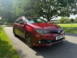 Red Used 2018 Toyota Auris Hybrid Design Estate | £9,450 (Fair price)