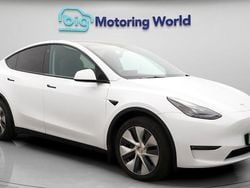 White Used 2023 Tesla Model Y Long Range AWD SUV | £24,000 (Fair price)