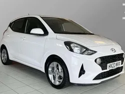 White Used 2023 Hyundai i10 SE Hatchback | £13,898 (Fair price)