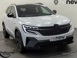 White Used 2024 Renault Austral Iconic Esprit Alpine SUV | £28,395 (Fair price)
