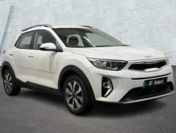 White Used 2021 Kia Stonic 2 SUV | £12,500 (Fair price)