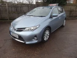 Blue Used 2013 Toyota Auris Hatchback | £7,495 (A bit pricey)