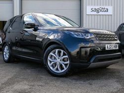 Black Used 2020 Land Rover Discovery 5 SE SUV | £19,990