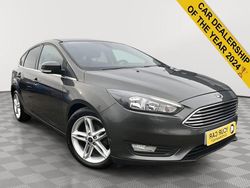 Grey Used 2016 Ford Focus Zetec Hatchback | £5,500 (Good price)