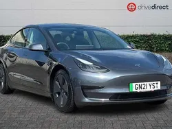 Metallic paint midnight silver Used 2021 Tesla Model 3 Standard Range Plus Sedan | £15,998 (Good price)