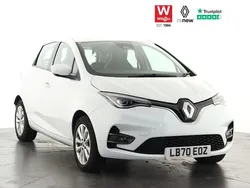 Solid glacier white Used 2020 Renault Zoe Iconic Hatchback | £10,299 (Fair price)