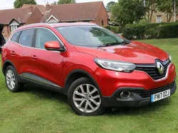 Red Used 2017 Renault Kadjar Dynamique SUV | £6,495 (Fair price)