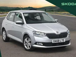 Brilliant silver metallic Used 2018 Skoda Fabia SE Hatchback | £9,495 (Fair price)