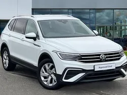 Pure white Used 2023 VW Tiguan Allspace Life SUV | £27,131 (Fair price)