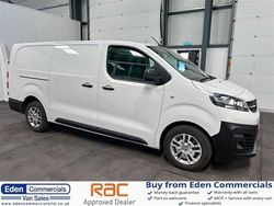 White Used 2021 Vauxhall Vivaro Van | £13,428 (A bit pricey)