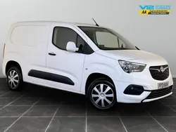 White Used 2021 Vauxhall Combo Sportive MPV | £6,795 (Super price)