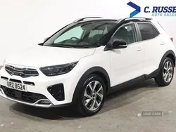 White Used 2023 Kia Stonic 4 SUV | £17,995 (Fair price)