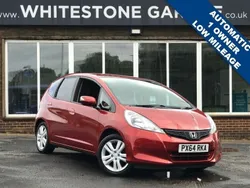 Red Used 2014 Honda Jazz ES Hatchback | £8,750 (Fair price)
