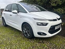 White Used 2014 Citroën C4 Picasso Exclusive MPV | £6,495 (Fair price)