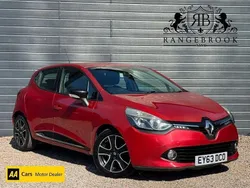 Red Used 2013 Renault Clio IV Dynamique Hatchback | £3,999 (Fair price)