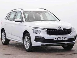White Used 2025 Skoda Kamiq SE SUV | £19,995 (Fair price)