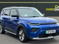 Neptune blue metallic Used 2021 Kia Soul EV First Edition SUV | £14,000 (Good price)