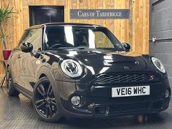 Black Used 2016 Mini Cooper S Hatch Hatchback | £11,399 (Fair price)