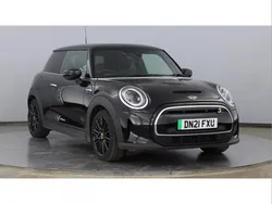 Black Used 2021 Mini Cooper S Level 3 Hatchback | £13,586 (Fair price)
