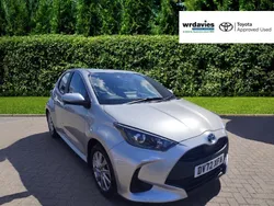 Silver Used 2022 Toyota Yaris Hybrid Hatchback | £16,995 (Fair price)