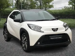 Pure white bitone New 2025 Toyota Aygo Hatchback | £15,395 (Good price)