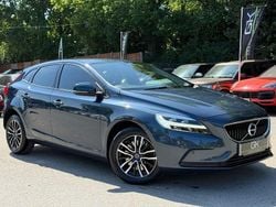 Blue Used 2019 Volvo V40 Momentum Estate | £12,995 (Fair price)