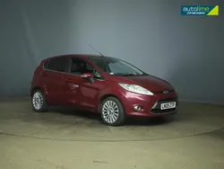 Red Used 2009 Ford Fiesta Titanium Hatchback | £2,695 (Fair price)