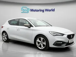 White Used 2022 Seat Leon FR Hatchback | £16,000 (Fair price)