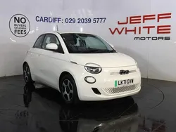 White Used 2021 Fiat 500e Passion Hatchback | £10,988 (Fair price)