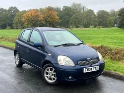 Blue Used 2004 Toyota Yaris Hatchback | £2,450 (Fair price)