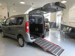 Used 2011 Fiat Doblò MPV | £8,999 (Expensive)