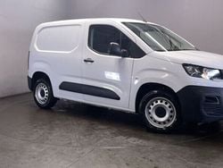 White Used 2023 Peugeot Partner Premium Van | £9,999 (Fair price)