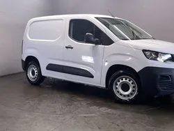White Used 2023 Peugeot Partner Premium MPV | £9,999 (Fair price)