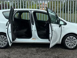 White Used 2013 Vauxhall Meriva MPV | £2,495 (Good price)