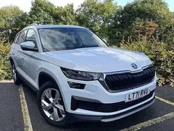 Moon white metallic Used 2021 Skoda Kodiaq SE L SUV | £17,990 (Fair price)