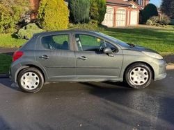 Grey Used 2006 Peugeot 207 S Hatchback | £600 (Good price)
