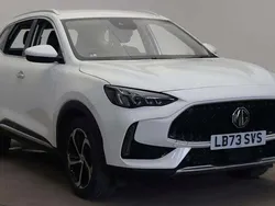 White Used 2023 MG HS SE SUV | £15,995 (Good price)