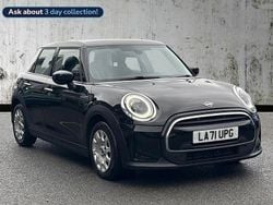 Black Used 2022 Mini ONE Classic Hatchback | £14,299 (Fair price)