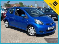 Blue Used 2010 Toyota Aygo Hatchback | £2,790 (Fair price)