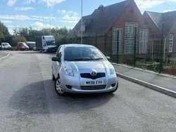 Silver Used 2006 Toyota Yaris T2 Hatchback | £1,395 (Good price)