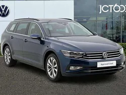 Blue Used 2022 VW Passat SE Estate | £21,043 (Fair price)