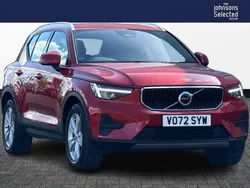 Red Used 2022 Volvo XC40 Core SUV | £22,995 (Good price)