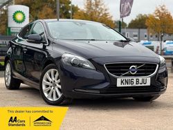 Blue Used 2016 Volvo V40 SE Lux Estate | £6,400 (Fair price)