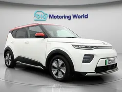 Used 2021 Kia Soul EV 2 SUV | £13,300 (Fair price)