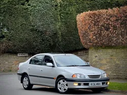 Silver Used 1998 Toyota Avensis Sedan | £1,750