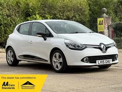 White Used 2015 Renault Clio IV Dynamique Hatchback | £5,890 (Fair price)