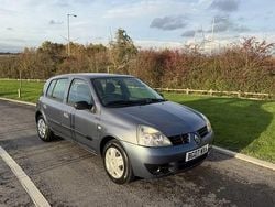 Blue Used 2007 Renault Clio II Campus Hatchback | £1,495 (Good price)
