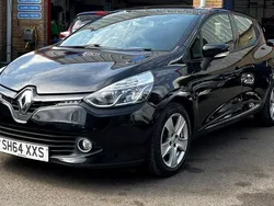 Black Used 2014 Renault Clio IV Dynamique Hatchback | £4,995 (A bit pricey)