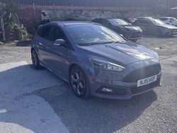 Grey Used 2015 Ford Focus ST Hatchback | £10,250 (Fair price)